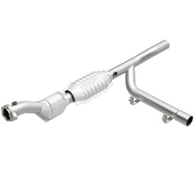 Load image into Gallery viewer, MagnaFlow Direct Fit Catalytic Converter F150/F250 97-98 4.6L PS 4wd