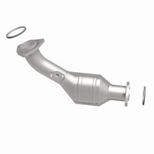Load image into Gallery viewer, MagnaFlow Direct Fit Catalytic Converter 00-04 Toyota Tacoma 3.4L California