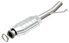 Load image into Gallery viewer, MagnaFlow Direct Fit Catalytic Converter 2005 Ford Escape 3.0L