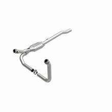 Load image into Gallery viewer, MagnaFlow Direct Fit Catalytic Converter 02-03 Ram1500 4.7OEM