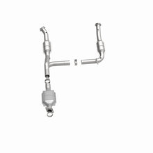 Load image into Gallery viewer, MagnaFlow Direct Fit Catalytic Converter Explorer 02-04 4.6L OEM