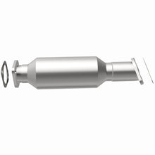 Load image into Gallery viewer, MagnaFlow Direct Fit Catalytic Converter 08-09 Hyundai Sonata 2.4L
