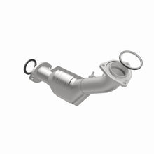 Load image into Gallery viewer, MagnaFlow Direct Fit Catalytic Converter 00-04 Toyota Tacoma 3.4L California
