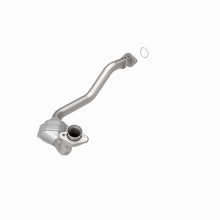 Load image into Gallery viewer, MagnaFlow Direct Fit Catalytic Converter 96-98 Explorer-Mountaineer