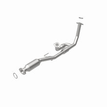 Load image into Gallery viewer, MagnaFlow Direct Fit Catalytic Converter California Grade CARB Compliant 95-97 Toyota Avalon