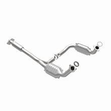 Load image into Gallery viewer, MagnaFlow Direct Fit Catalytic Converter 05-06 GMC Envoy XL Denali