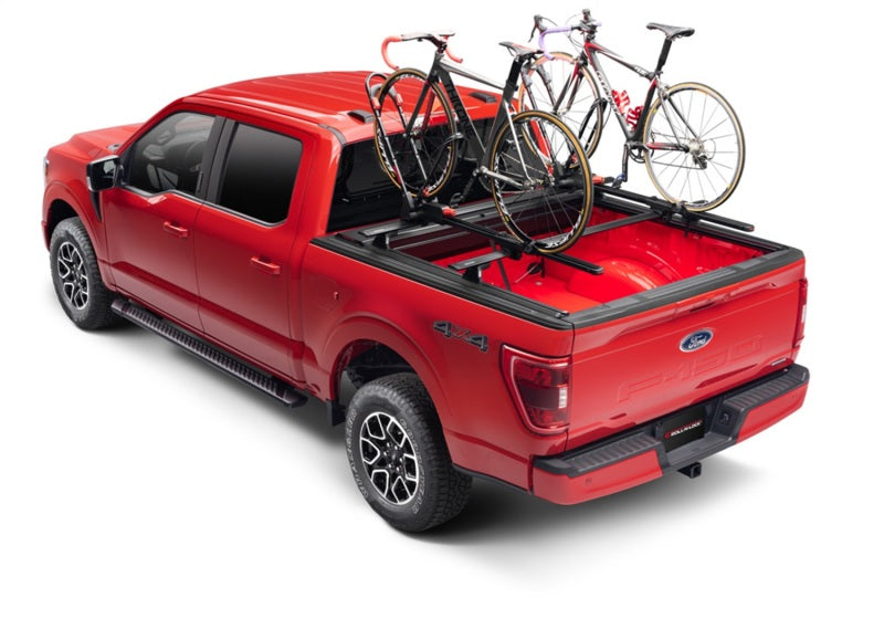 Roll-N-Lock 2022 Toyota Tundra (66.7in. Bed Length) E-Series XT Retractable Tonneau Cover
