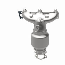 Load image into Gallery viewer, MagnaFlow Direct Fit Catalytic Converter 06 Kia Optima 2.7L