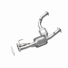 Load image into Gallery viewer, MagnaFlow Direct Fit Catalytic Converter 04-06 Ranger Front 4.0L