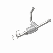 Load image into Gallery viewer, MagnaFlow Direct Fit Catalytic Converter 04 Ranger/Bser 3.0 Front 50S