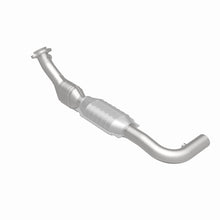 Load image into Gallery viewer, MagnaFlow Direct Fit Catalytic Converter 97-98 Expedition-Navigator