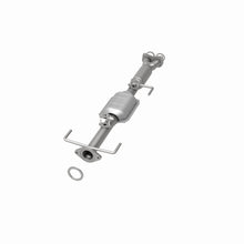 Load image into Gallery viewer, MagnaFlow Direct Fit Catalytic Converter Previa 95-96 2.4L