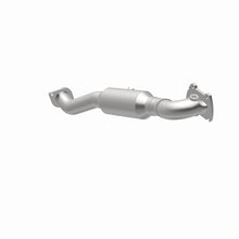 Load image into Gallery viewer, MagnaFlow Direct Fit Catalytic Converter 15-19 Ram 1500 3.6L OEM Grade Fed/EPA Compliant Manifold