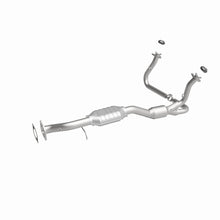Load image into Gallery viewer, MagnaFlow Direct Fit Catalytic Converter 01-05 Chevy Blazer 4.3L 4WD