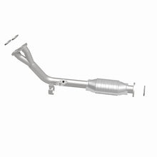 Load image into Gallery viewer, MagnaFlow Direct Fit Catalytic Converter 96-00 Toyota 4 Runner 2.7