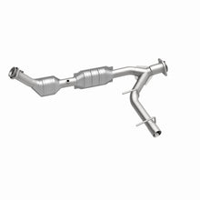 Load image into Gallery viewer, MagnaFlow Direct Fit Catalytic Converter 03-04 Exped Passenger Side 4.6L
