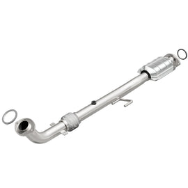 MagnaFlow Direct Fit Catalytic Converter 10-11 Toyota Camry 2.5L