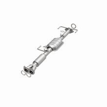 Load image into Gallery viewer, MagnaFlow Direct Fit Catalytic Converter Previa 95-96 2.4L