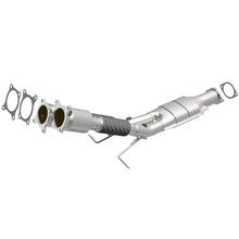 Load image into Gallery viewer, MagnaFlow Direct Fit Catalytic Converter 99-01 Volvo S80 2.9L
