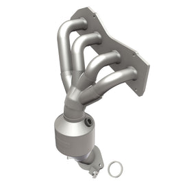 MagnaFlow Direct Fit Catalytic Converter 09 Toyota Venza 2.7L
