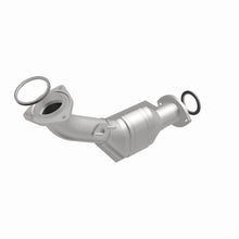 Load image into Gallery viewer, MagnaFlow Direct Fit Catalytic Converter 02-04 Tacoma 3.4L front 50S