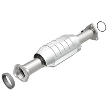 Load image into Gallery viewer, MagnaFlow Direct Fit Catalytic Converter 97-01 Honda CR-V 2.0L