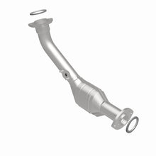 Load image into Gallery viewer, MagnaFlow Direct Fit Catalytic Converter 02-04 Tacoma 2.4L front 50S