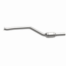 Load image into Gallery viewer, MagnaFlow Direct Fit Catalytic Converter BMW 3 06-09 Front OEM