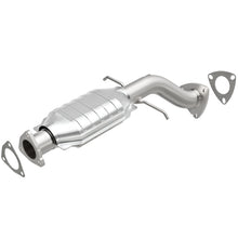 Load image into Gallery viewer, MagnaFlow Direct Fit Catalytic Converter Blazer-Jimmy 96-99 4.3L