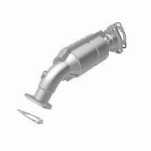 Load image into Gallery viewer, MagnaFlow Direct Fit Catalytic Converter Audi 97-05 A4/A4 Quattro / Volkswagen 00-05 Passat 1.8L