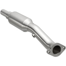 Load image into Gallery viewer, MagnaFlow Direct Fit Catalytic Converter 09 Matrix S 2.4L Rear OEM