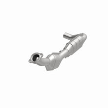 Load image into Gallery viewer, MagnaFlow Direct Fit Catalytic Converter 03-04 Exped 4.6L Driver Side OEM