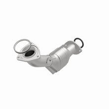 Load image into Gallery viewer, MagnaFlow Direct Fit Catalytic Converter 02-04 Tacoma 3.4L front 50S