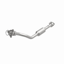 Load image into Gallery viewer, MagnaFlow DF Cat. Conv 04-05 Chevy Cavalier/Malibu / 04-05 Pontiac Grand Am/Sunfire Rear (HM OBDII)