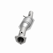 Load image into Gallery viewer, MagnaFlow Direct Fit Catalytic Converter 95 Volkswagen Golf 2.8L