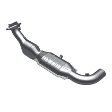 Load image into Gallery viewer, MagnaFlow Direct Fit Catalytic Converter F150 Truck 97-98 V8 4.6L 2W