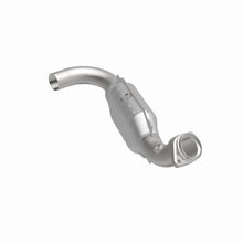 Load image into Gallery viewer, MagnaFlow Direct Fit Catalytic Converter 07-08 Expe/Nav 5.4L D/S OEM
