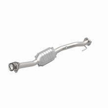 Load image into Gallery viewer, MagnaFlow DF Conv 02-05 Chevy Trail Blazer/GMC Envoy V6 4.2L 113in Wheelbase/02-04 Olds Bravada V6