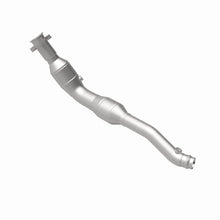Load image into Gallery viewer, MagnaFlow Direct Fit Catalytic Converter 2014-2016 Land Rover LR4 V6 3 OEM Underbody