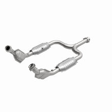 Load image into Gallery viewer, MagnaFlow Direct Fit Catalytic Converter 2003 Ford Mustang 3.8L
