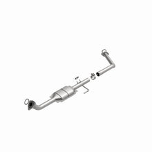 Load image into Gallery viewer, MagnaFlow Direct Fit Catalytic Converter 01-04 Toyota Sequoia 4.7L D/S