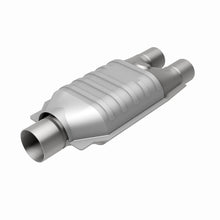 Load image into Gallery viewer, MagnaFlow Universal Catalytic Converter 2inch Inlet/2.5inch Outlet Dual/Single Oval Shape