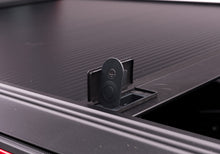 Load image into Gallery viewer, Retrax 2022+ Toyota Tundra Regular &amp; Double Cab 6.5ft Bed w/Deck Rail System RetraxONE MX