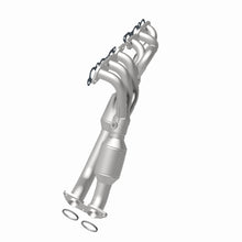 Load image into Gallery viewer, MagnaFlow Direct Fit Catalytic Converter 97-00 Lexus GS300 3.0L