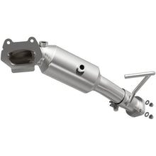 Load image into Gallery viewer, MagnaFlow Direct Fit Catalytic Converter California Grade 12-15 Jeep Wrangler V6 3.6L
