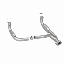 Load image into Gallery viewer, MagnaFlow Direct Fit Catalytic Converter 07-09 Hummer Truck H2 Y-Pipe Assy