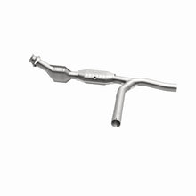 Load image into Gallery viewer, MagnaFlow Direct Fit Catalytic Converter 01 Ford F-150 4.2L