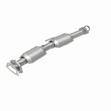 Load image into Gallery viewer, MagnaFlow Direct Fit Catalytic Converter 03 Ranger/B-Ser V6 rear 50S