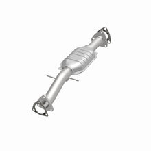 Load image into Gallery viewer, MagnaFlow Direct Fit Catalytic Converter 99 Sonoma/S10 4.3L
