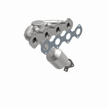 Load image into Gallery viewer, MagnaFlow Direct Fit Catalytic Converter 03-04 Mercedes-Benz C230 1.8L (CA Emissions)
